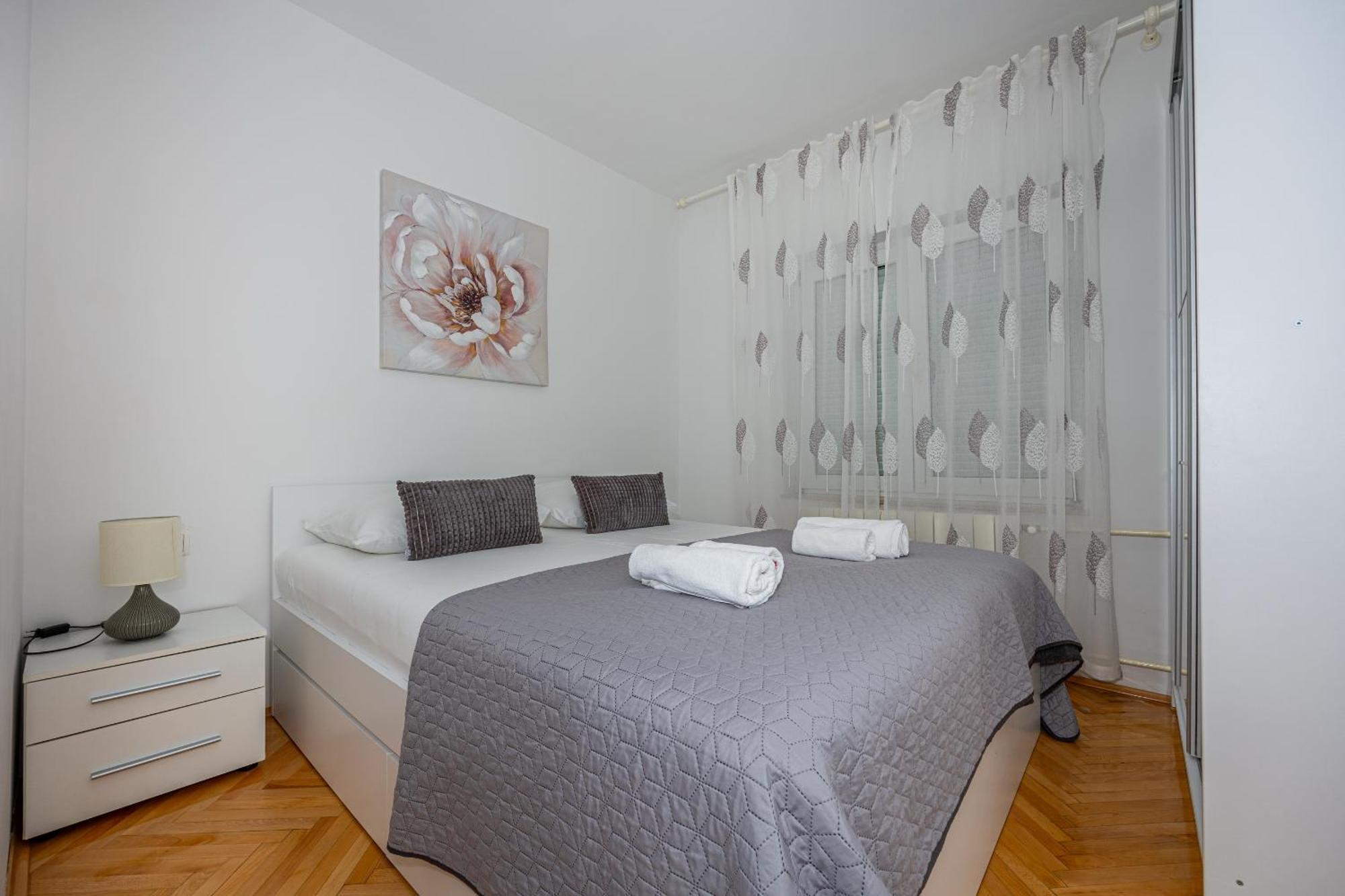 Lisinski Apartment