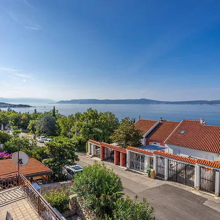 Apartment Lisinski Crikvenica Exterior photo